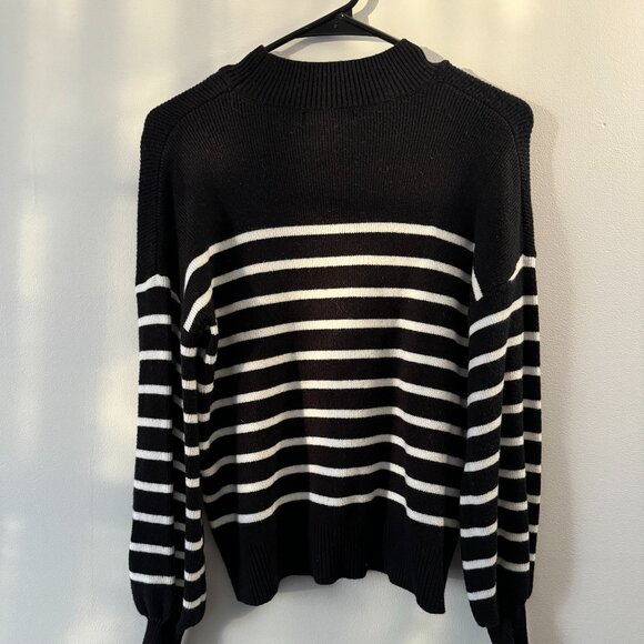 Turtleneck Long Sleeve Striped Ribbed Knit Pulllover Sweater - Picture 2 of 3